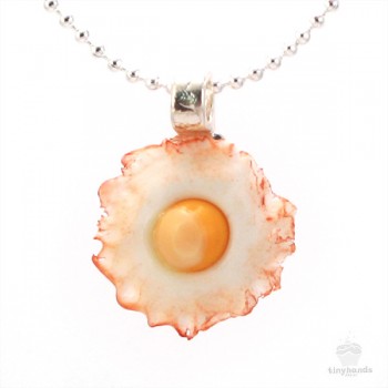 bacon-scented-fried-egg-necklace
